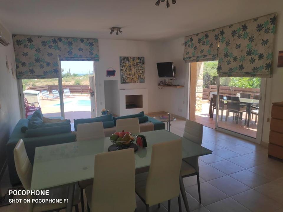 Ans Argaka Townhouse Villa Paphos ภายนอก รูปภาพ